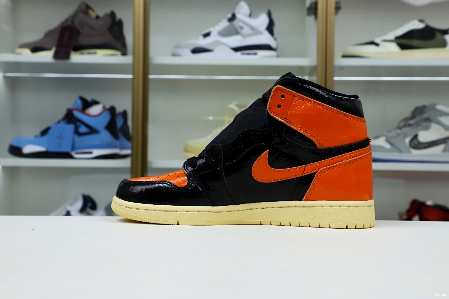 3.0' BACKBOARD AIR JORDAN 'SHATTERED OG HIGH RETRO 1 0825